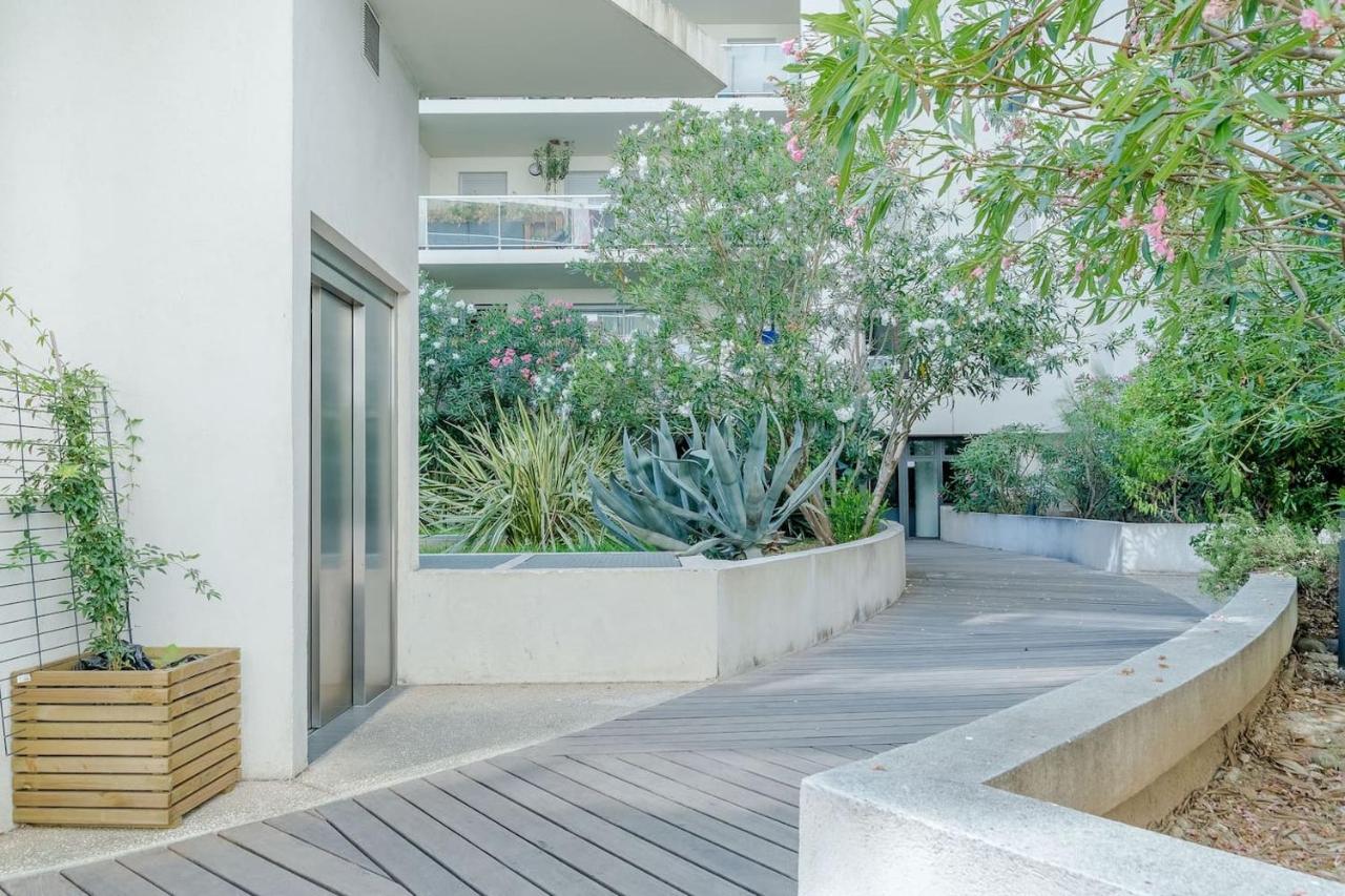 T2 Panier Avec Loggia Apartment Marseille Luaran gambar