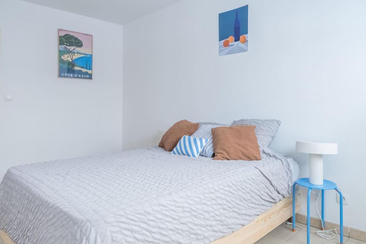 T2 Panier Avec Loggia Apartment Marseille Luaran gambar